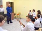 В детскую школу искусств в Тербунском районе приехал губернатор Игорь Артамонов 