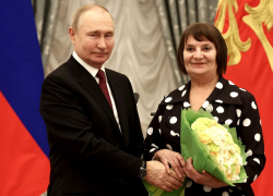 Доярка из Липецкой области получила награду от Президента РФ