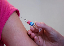 В Липецких поликлиниках закончилась вакцина от коронавируса