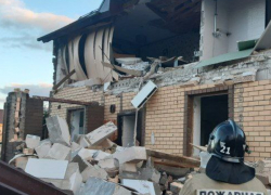 В Липецком районе взрыв самогонного аппарата уничтожил жилой дом