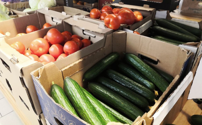 В Липецкой области продолжают дешеветь сезонные продукты