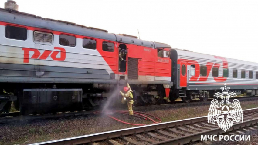 В Липецкой области загорелся пассажирский поезд 