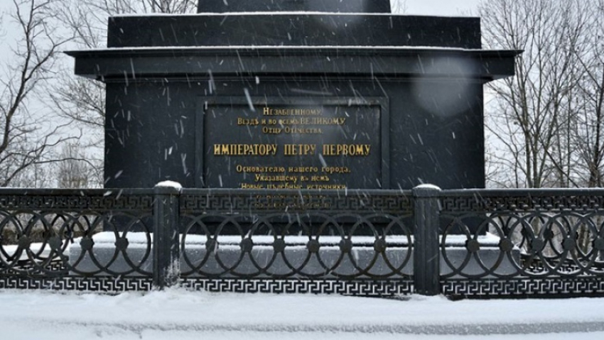 Памятник Петру I в Липецке обновят за 877 тысяч рублей 